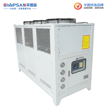 工业冷水机