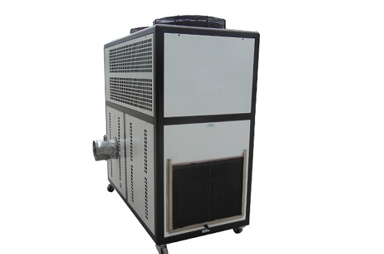 工业生产中，怎么避免酸性化学物质腐蚀冷冻机？